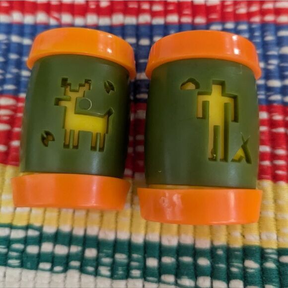 Vintage drum shape native American salt and pepper and container 70s - Picture 4 of 8